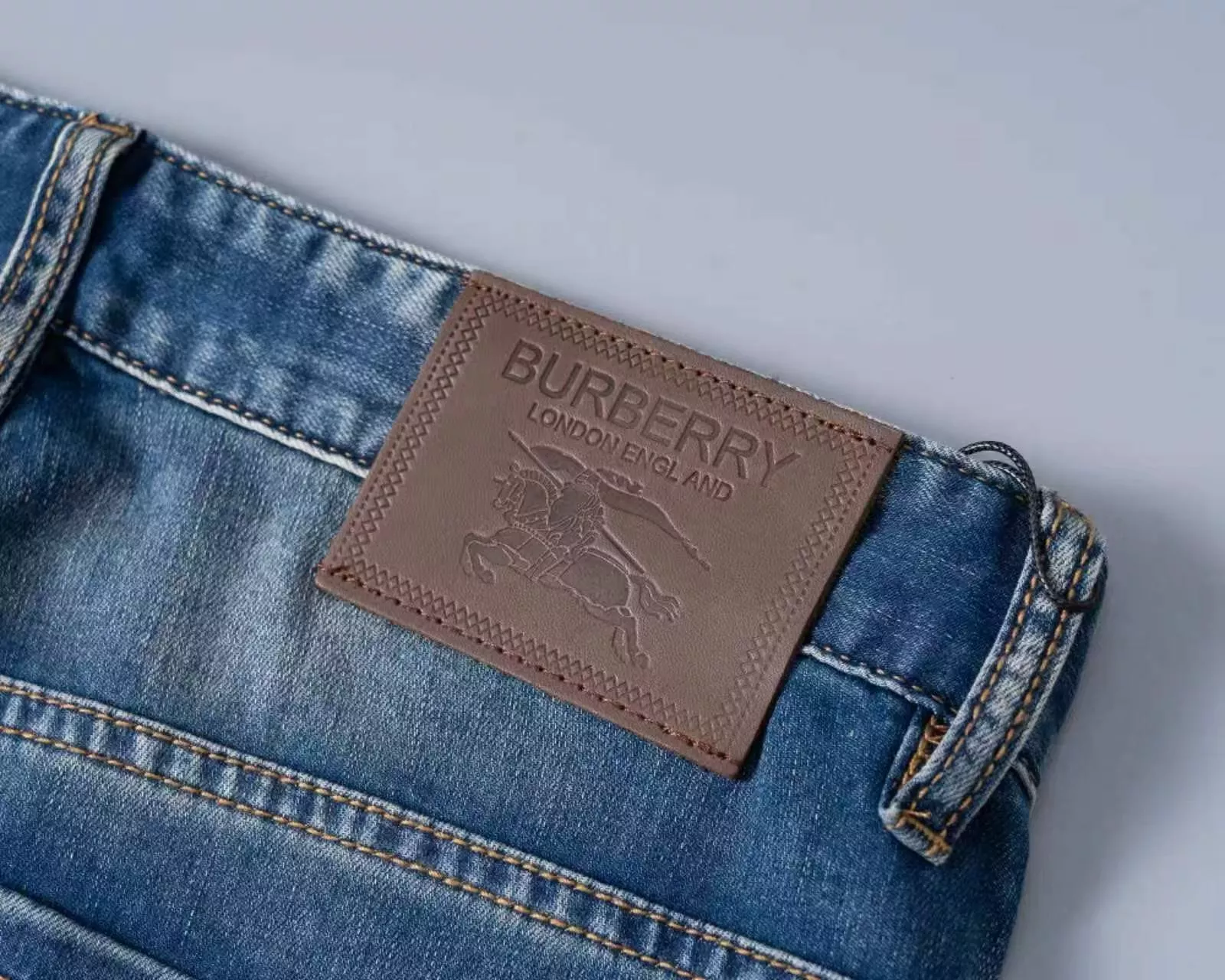 burberry jeans pour homme s_12a416b:Burberry jeans slim jean1